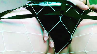 Rauðhaus útskýrir hvernig á að kippa í rassinn hennar og sýnir kisuna sína - Dirty Words